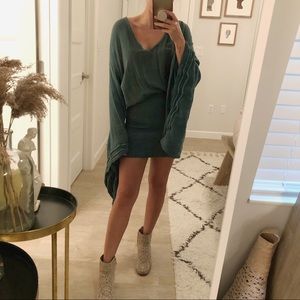 Jen’s Pirate Booty Bell Sleeve Dress